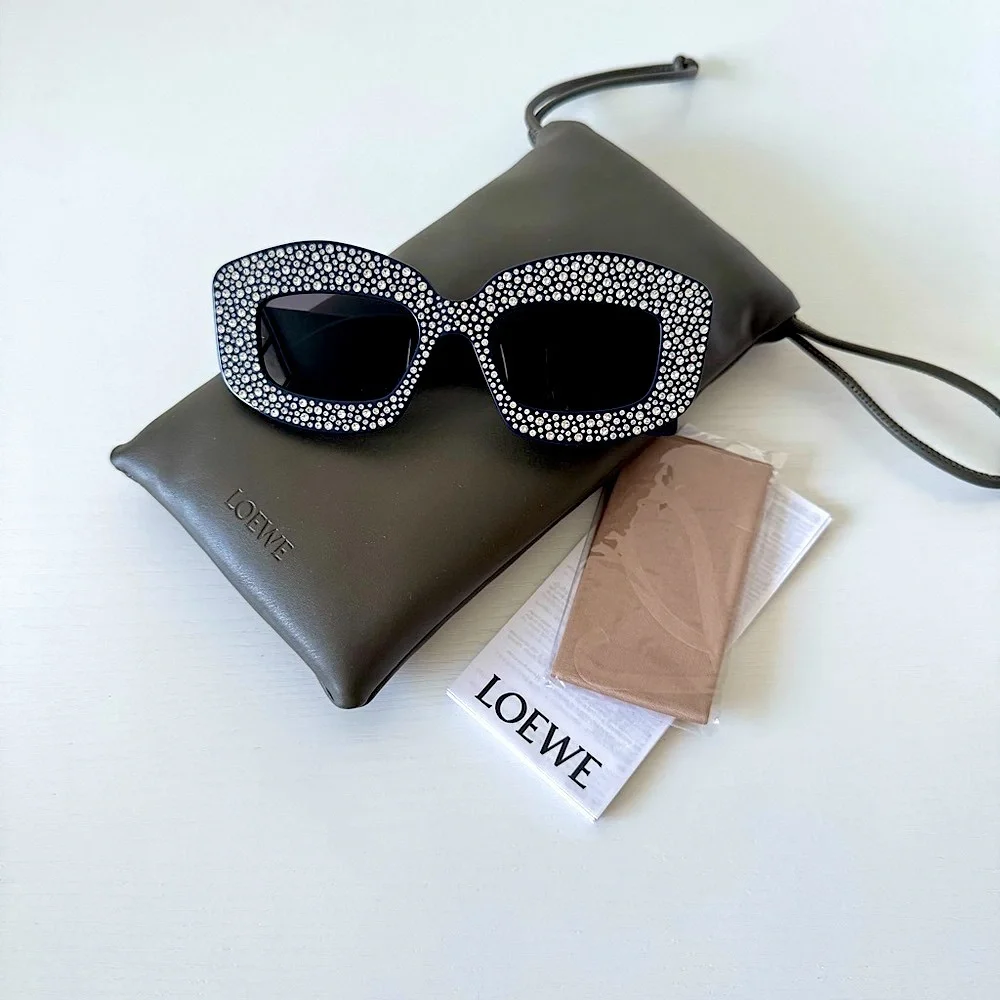 NWT Loewe Crystal Sunglasses LW4114IS 90A Navy Blue | Swarovski | Authentic